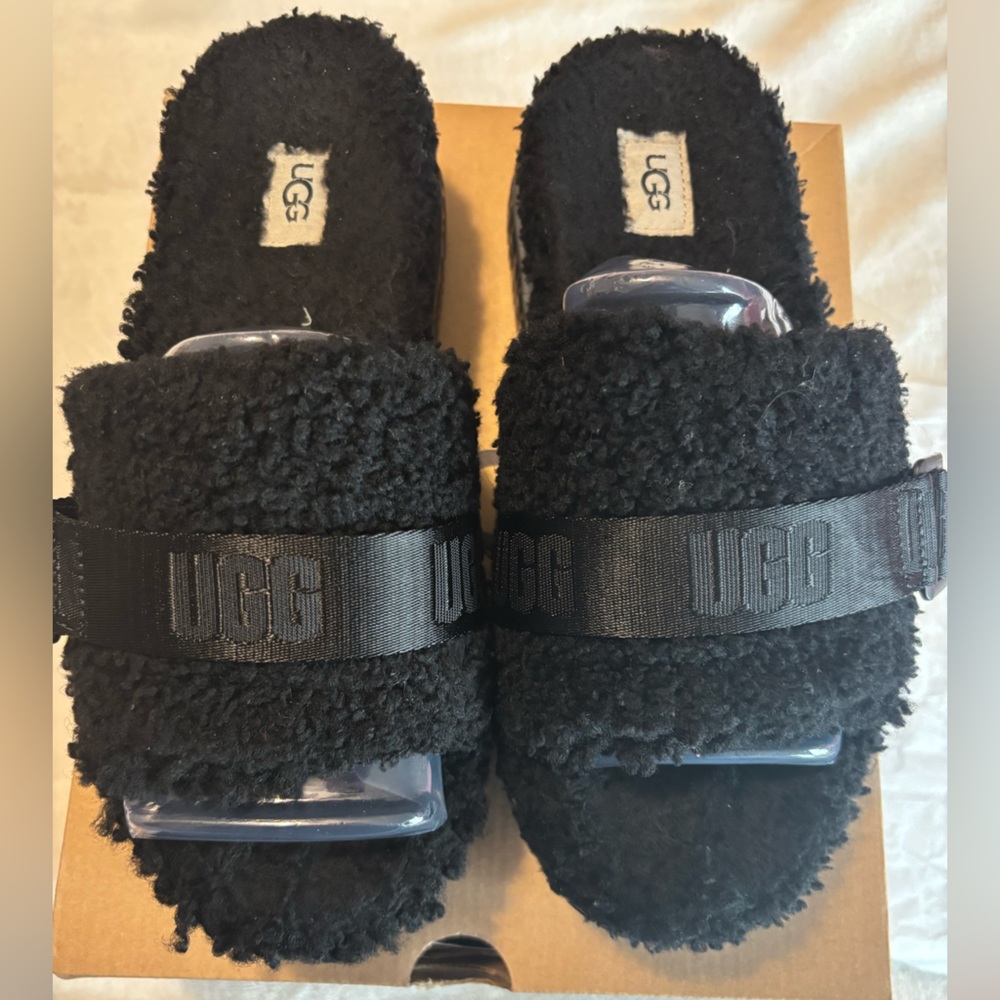 Lightly Worn Ugg Fluffita Platform Slides Sz 9 Wo… - image 2